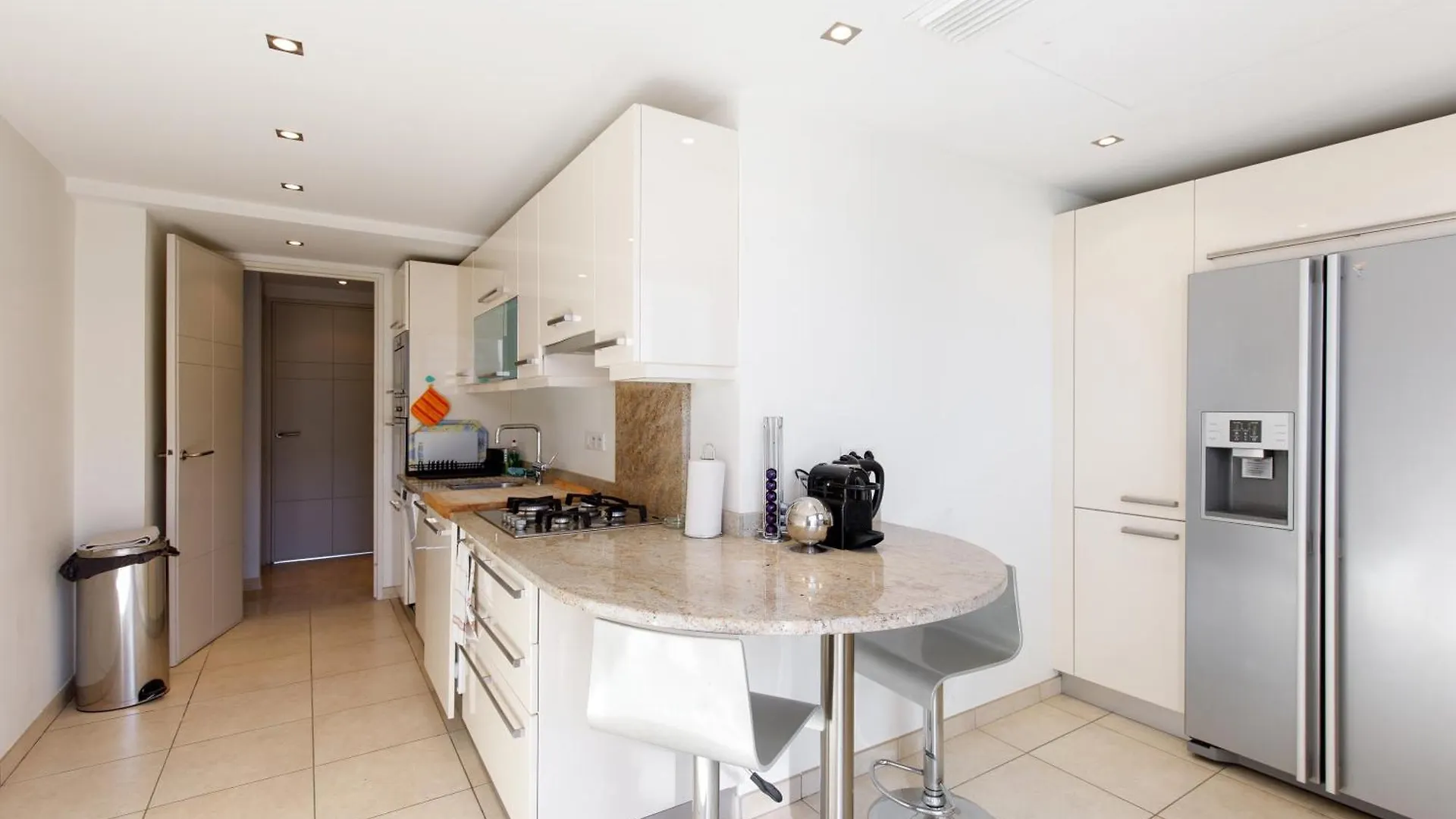 Elegant Appartement 120M² En Front De Mer A Cannes 0*,  France