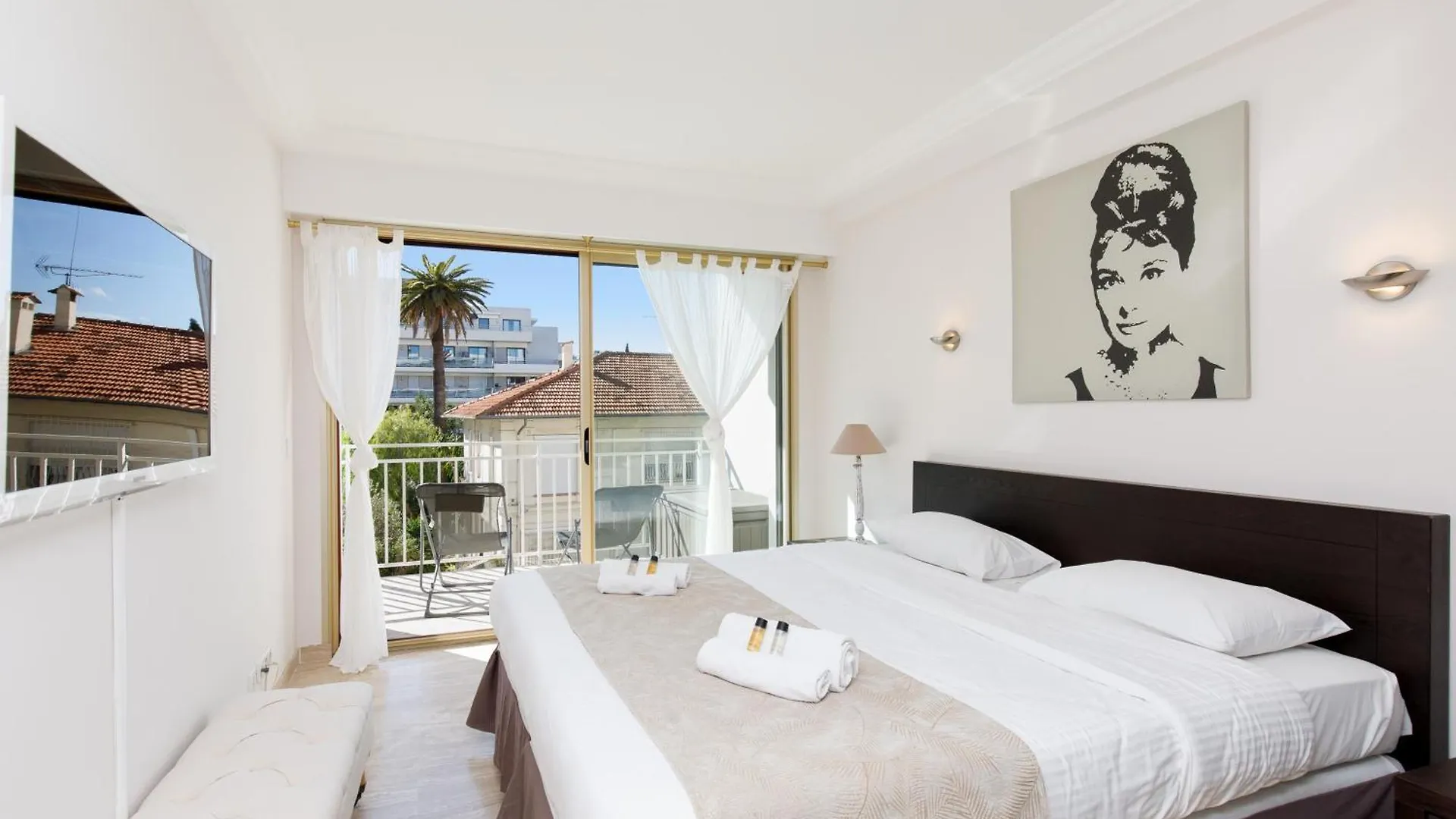 Elegant Appartement 120M² En Front De Mer A Cannes France