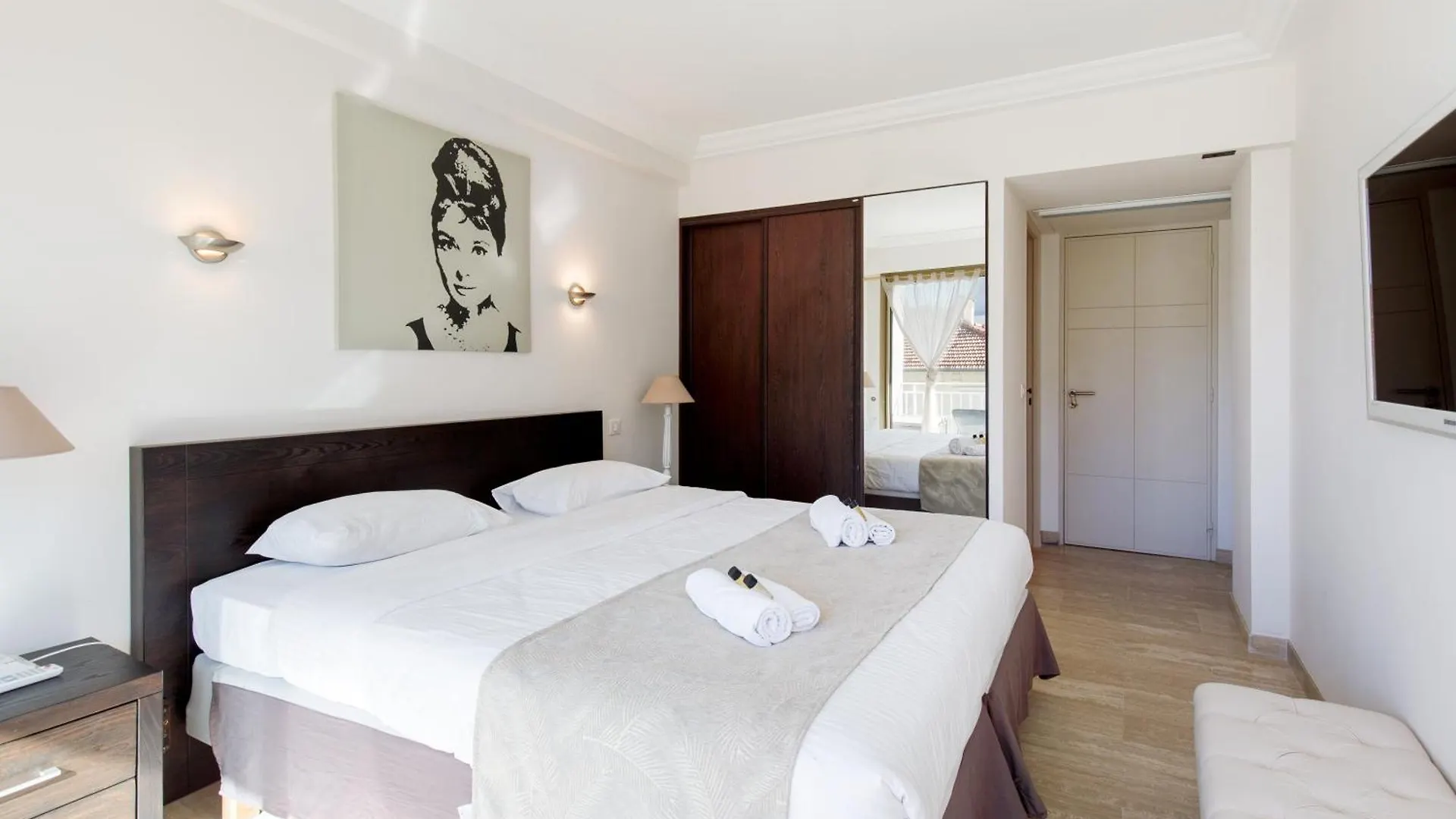 Apartment Elegant Appartement 120M² En Front De Mer A Cannes France