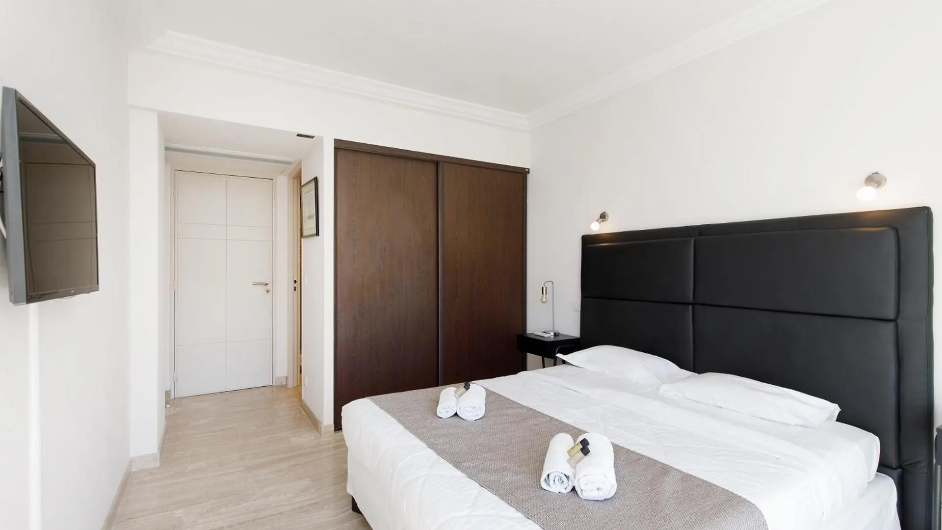 Elegant Appartement 120M² En Front De Mer A Cannes